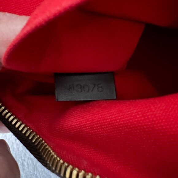 Louis Vuitton Damier Ebene Thames GM - authentic - Picture 7 of 12